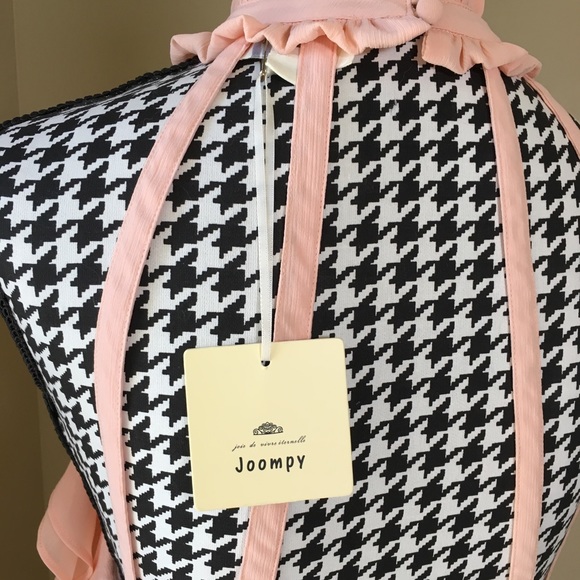 Peach/Pink Ruffle Blouse - Picture 7 of 8